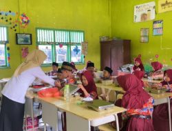 SPPG Polres Way Kanan Salurkan Pemenuhan Gizi Bagi Anak Sekolah di Banjit