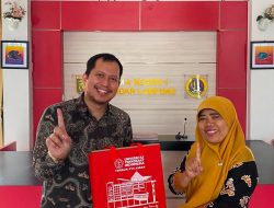 Prodi Sastra Inggris Universitas Teknokrat Gelar Pelatihan Bahasa Inggris Berbasis Duolingo di SMAN 1 Bandar Lampung
